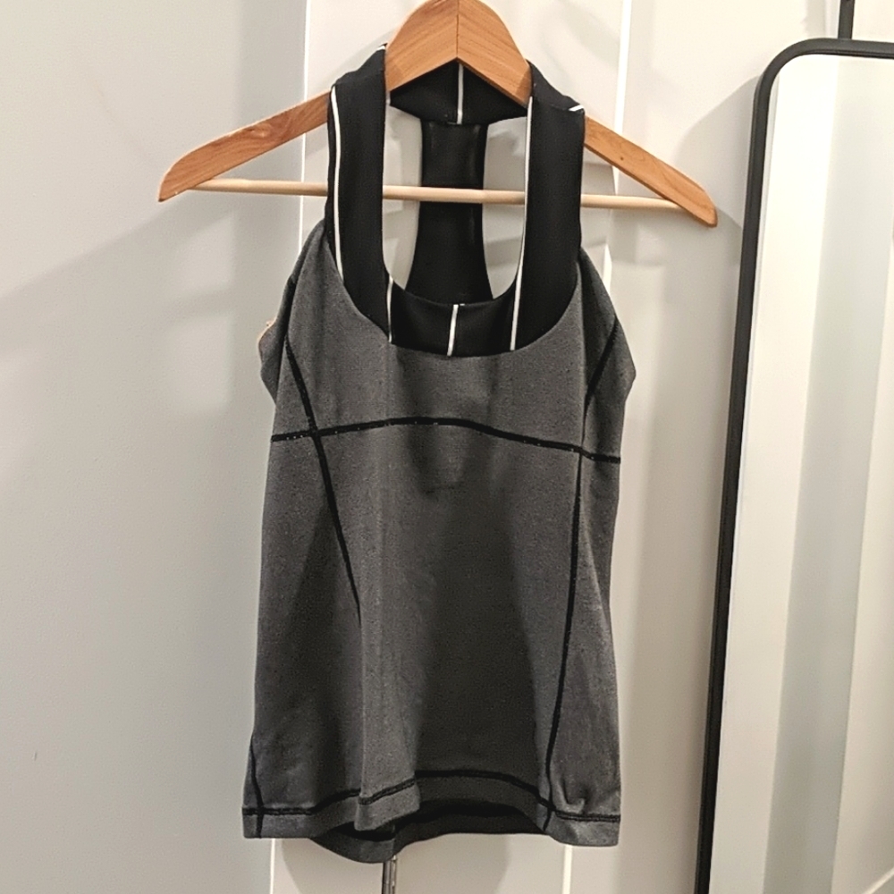 LULULEMON scoop neck striped tank